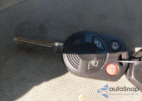 2012 Ford Escape Xlt из США, поврежденный, VIN 1FMCU9DG0CKA33985